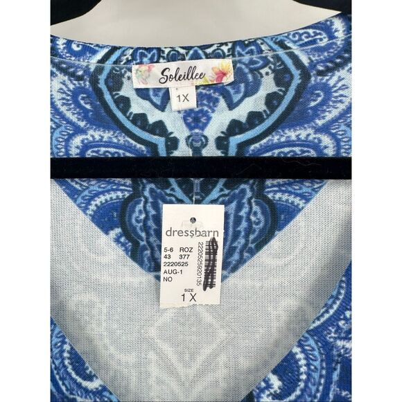Dress Barn NWT Soleillee Women's Tunic Top Size 1X Paisley Studded Sharkbite Hem - Picture 3 of 11
